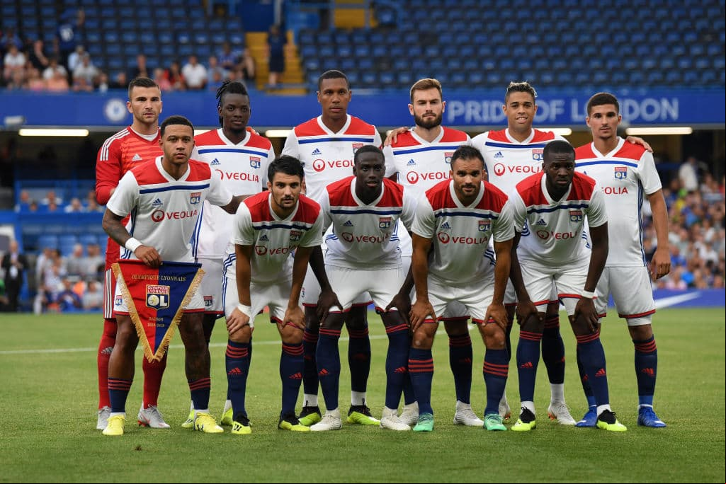 3) 
<b>Olympique de Lyon</b>. El OL es el tercer aspirante con más probabilidades de conseguir el trofeo hexagonal. Si se coronan y apuestas un dólar a su causa, se multiplica por 14.