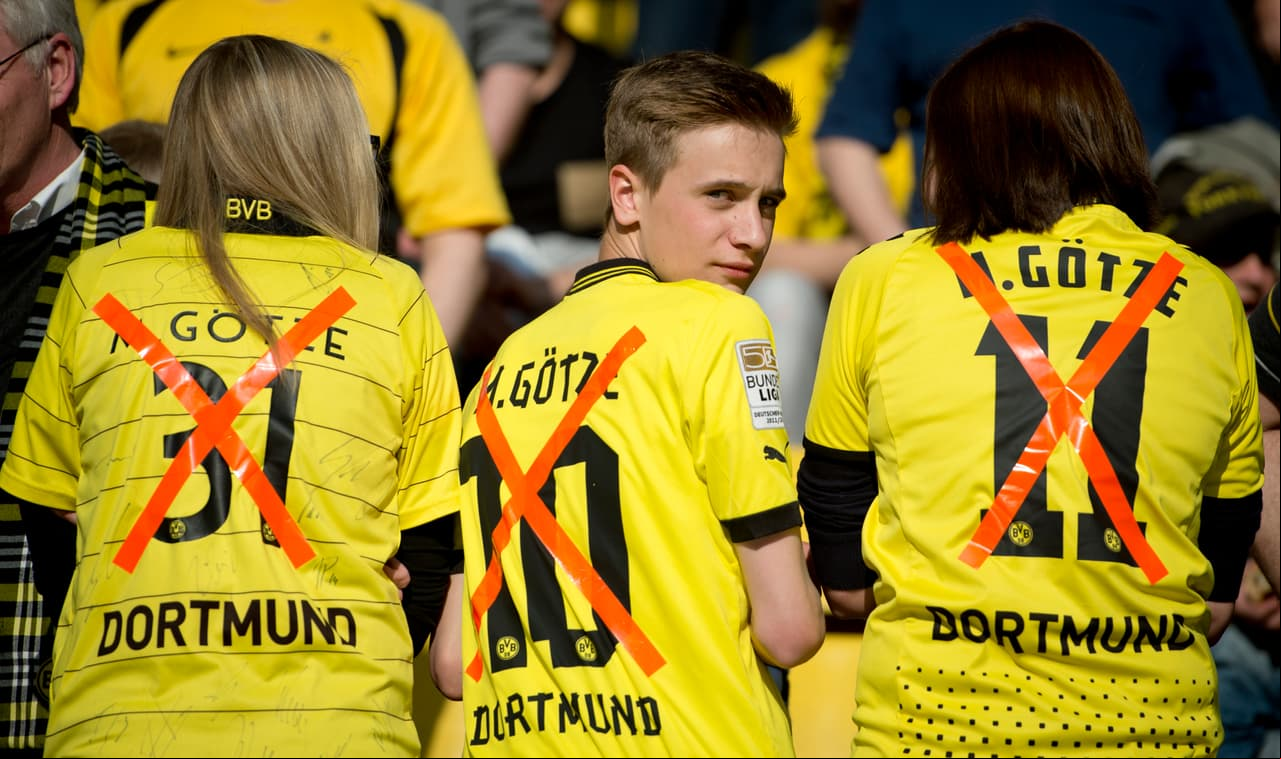 El odio y los gestos contra Gotze fueron una marca imborrable en el fútbol mundial, a pesar de que el jugador regresó al club y ahora la relación ha mejorado poco a poco.