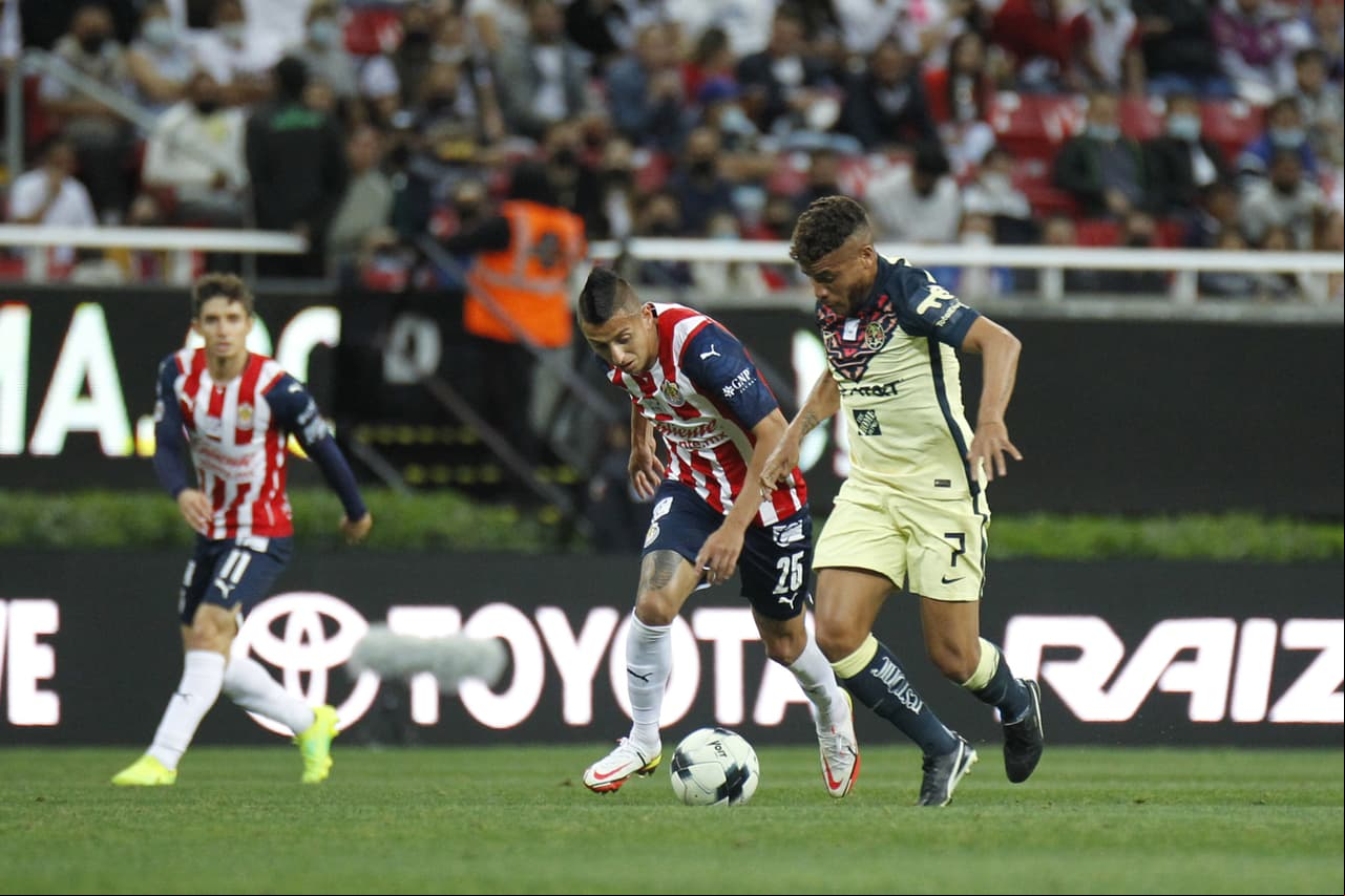 El Guadalajara y las Águilas brindaron un duelo poco espectacular en el Estadio Akron, aunque los locales tuvieron mejores oportunidades para marcar.