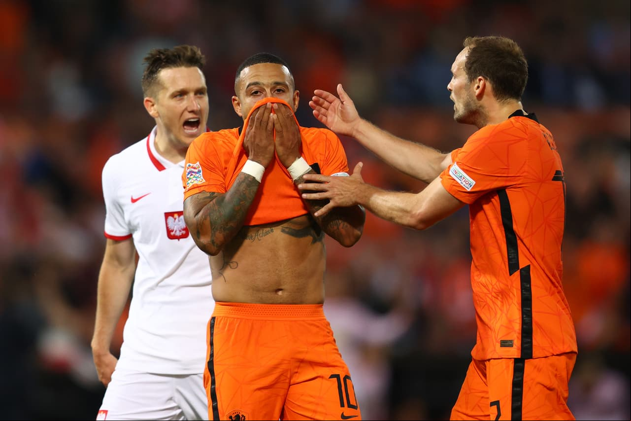 Polonia se puso en ventaja de dos goles gracias a los tantos de Cash y Zieliński, pero los Países Bajos reaccionaron con las anotaciones de Klaassen y Dumfries.