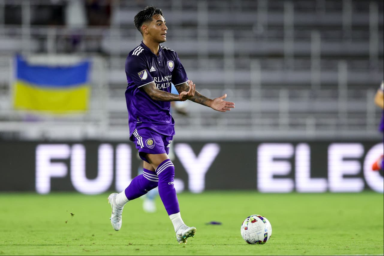 Centrocampista - FACUNDO TORRES (Orlando City SC)
<br>