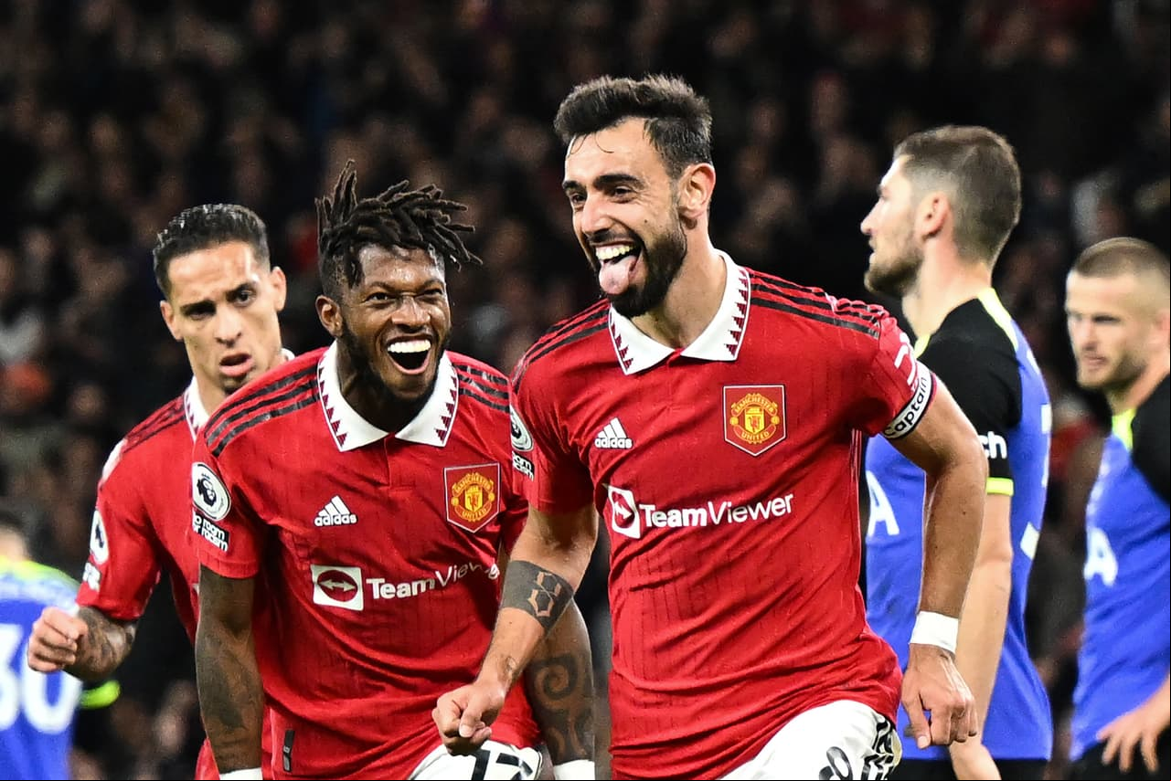 Grandes emociones en el cierre de la Jornada 12 de la Premier League con triunfos de Manchester United, Liverpool, Southampton y Newcastle, además empate del Chelsea ante Brentford.
