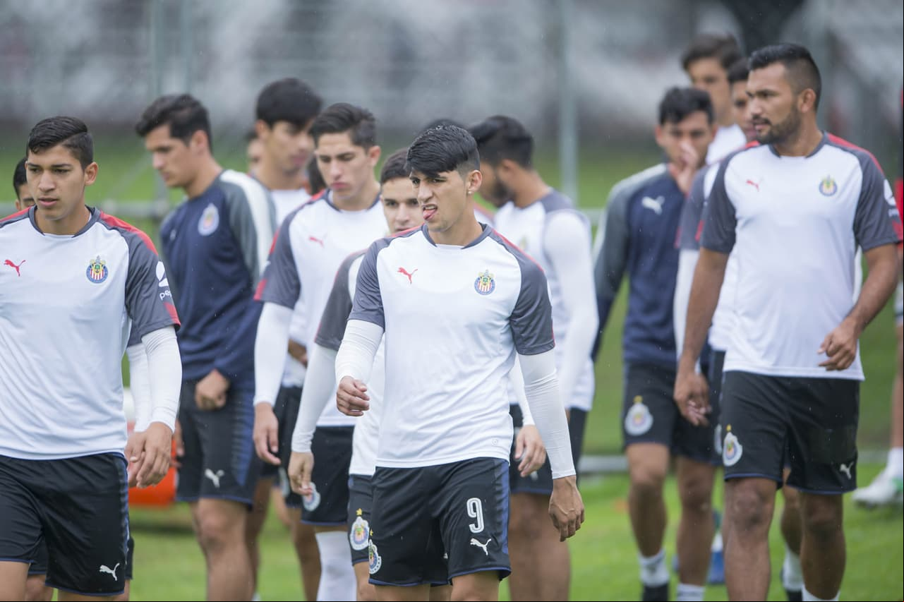 Los jugadores de Chivas de Guadalajara mostraron su respaldo a Almeyda tras su salida, pero ahora saben que deben apoyar el nuevo proceso.