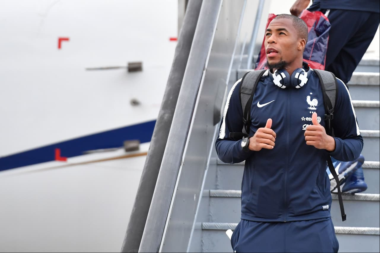 Djibril Sidibé aún no debuta en el Mundial, pero su rendimiento en el Mónaco lo ha puesto en la vitrina. Se dice que el Atlético de Madrid lo buscaría.