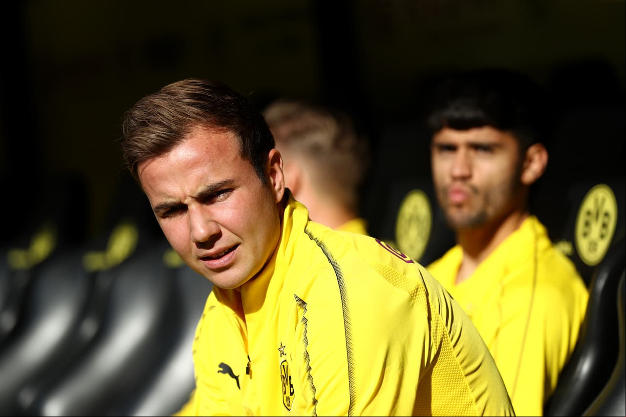 Favre sorprendía con Mario Gotze en el banco de suplentes para este compromiso.