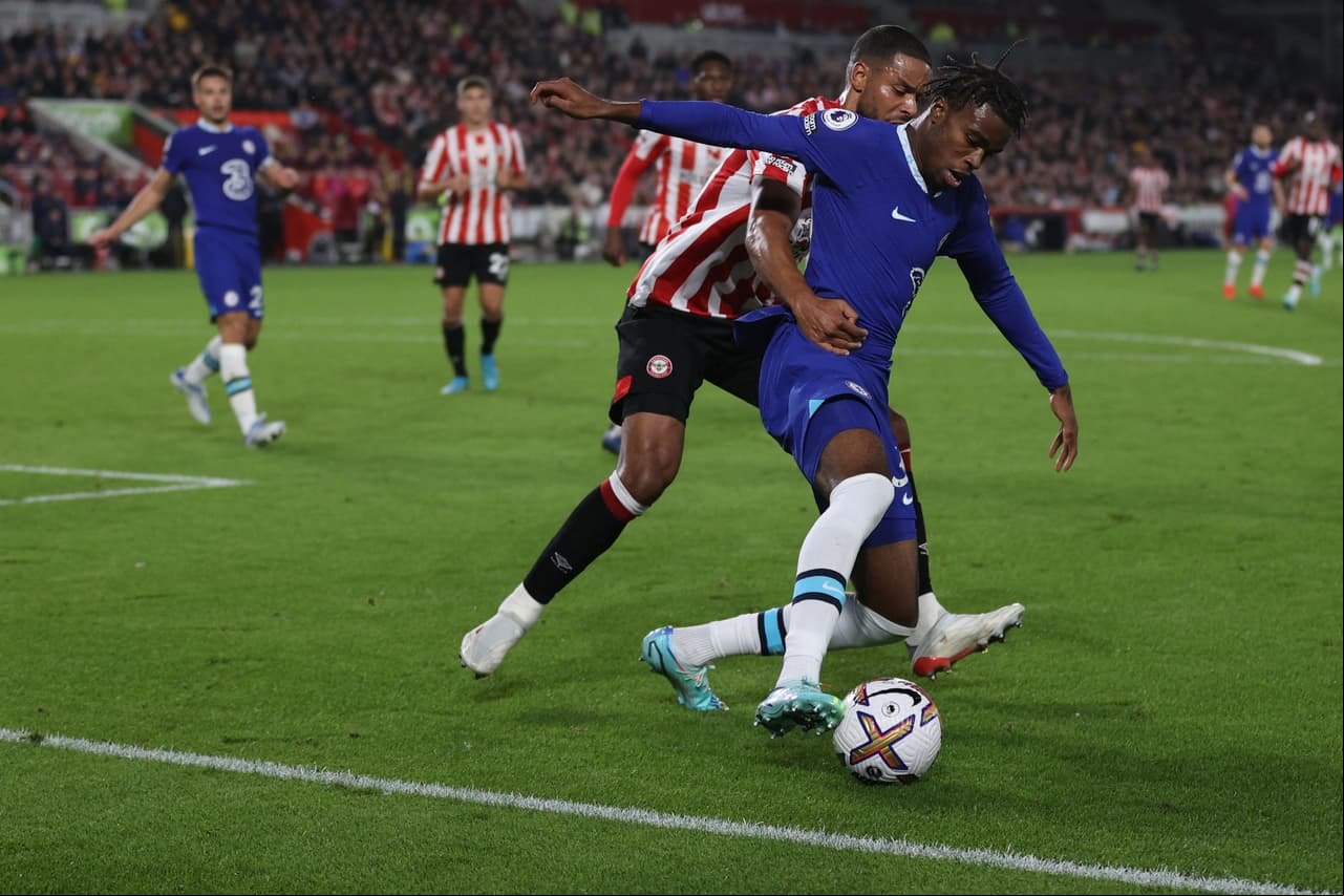 Grandes emociones en el cierre de la Jornada 12 de la Premier League con triunfos de Manchester United, Liverpool, Southampton y Newcastle, además empate del Chelsea ante Brentford.