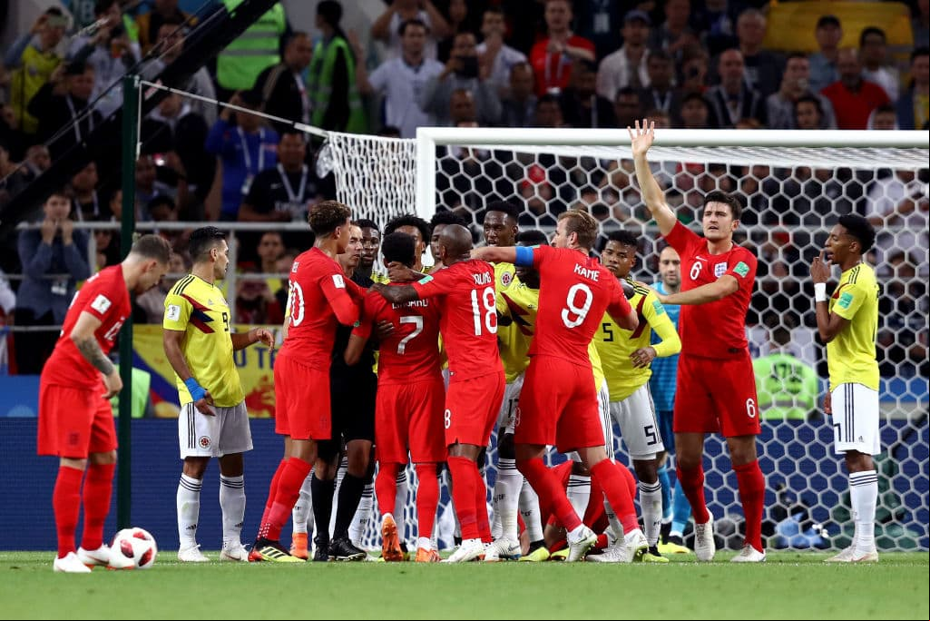 Incluso, un momento en el que se vio el poco dominio del arbitraje fue en una breve riña en un tiro libre al minuto 40, que al final generó la amonestación del colombiano Wilmar Barrios.