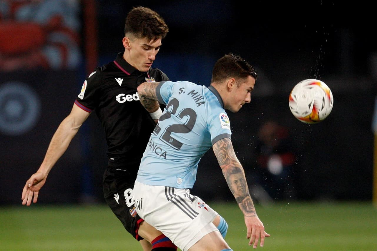 Celta de Vigo empata con Levante 1-1 con anotacion de Franco Cervi al minuto 67’ y de Roger Marti al 82', durante la J25 de La Liga; el mexicano Orbelín Pineda hizo su debut al ingresar como cambio por su compatriota Nestor Araujo al minuto 63’ del encuentro.