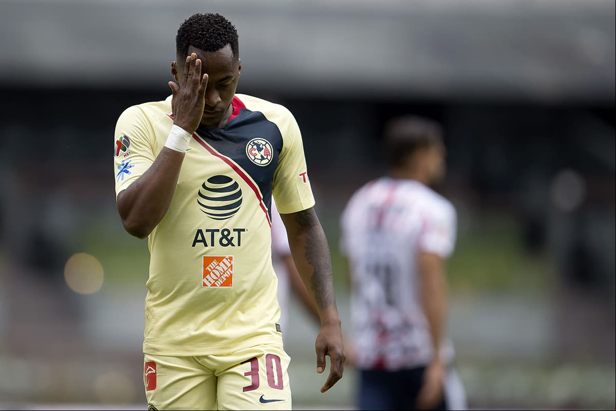 El ecuatoriano Renato Ibarra fue salida permanente para el América por el sector derecho.