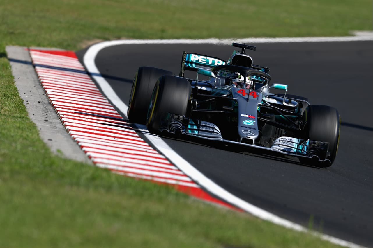 Hamilton echó mano de su experiencia y talento para aprovechar las características del Hungaroring y conquistar su quinta carrera de 2018, que lo afianza en la cima de la clasificación de pilotos.