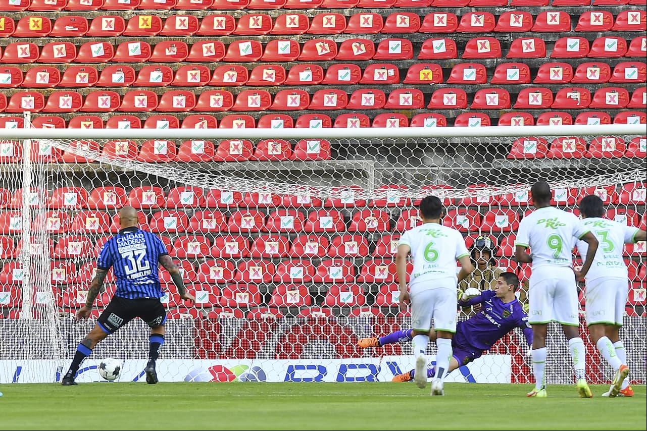 Ariel Nahuelpán hizo el tercero de penal.