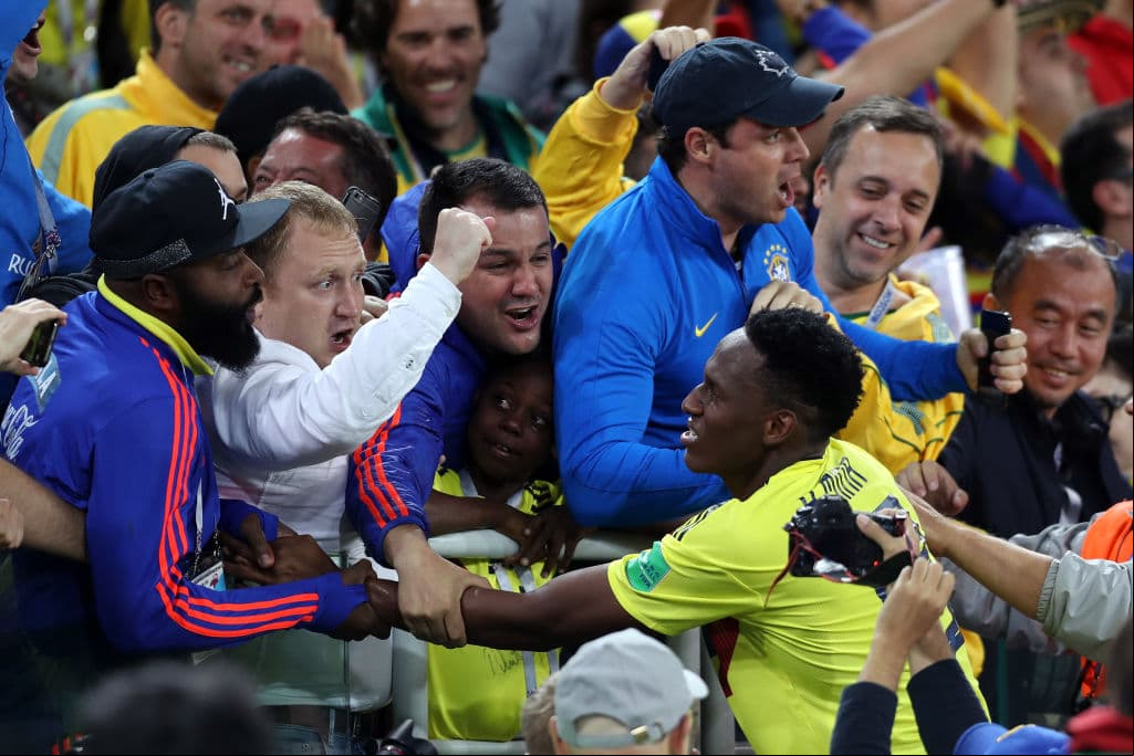 Colombia cantó con todo pulmón un tanto que llegó como un milagro en medio del trámite del partido.