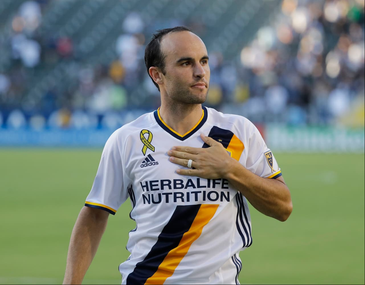 Landon Donovan, para muchos el mejor futbolista en la historia de los Estados Unidos, dejó el fútbol en el 2016 jugando para el LA Galaxy, siendo su segundo retiro.