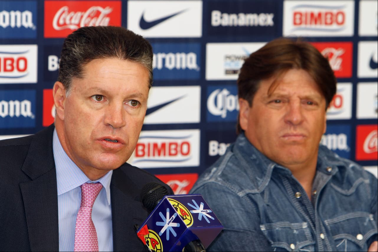 El día en el que Ricardo Peláez y Miguel Herrera se ofendieron hasta casi llegar a los golpes