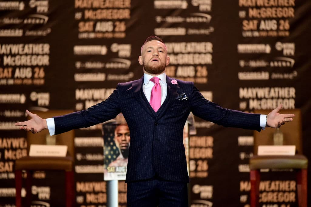 Las combinaciones que hace McGregor lo convierten en un ejemplo para aquellos que quieren mezclar la sobriedad con la irreverencia.